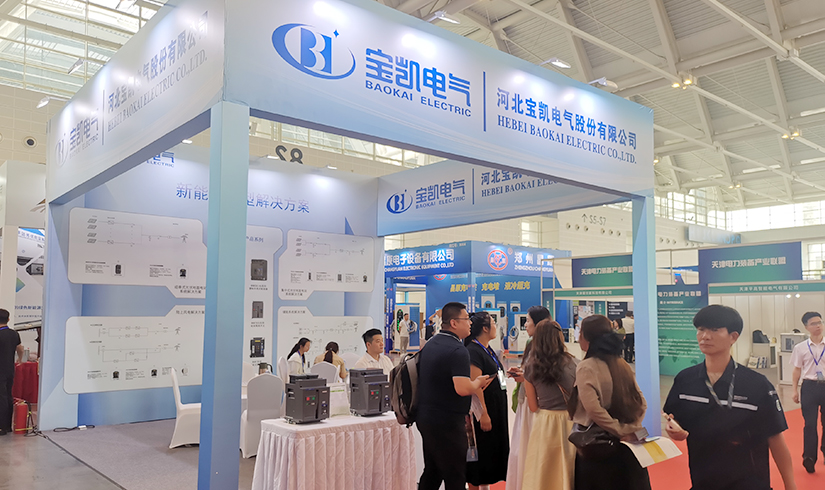 暴击行业天花板！壹号娱乐电气硬核技术亮相天津清洁能源展，引央视记者及能源产业巨头现场“挖宝”